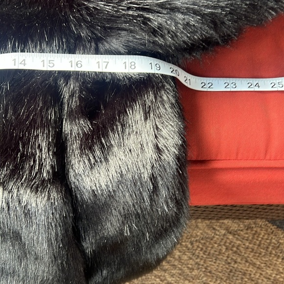 Banana Republic Faux Fur Jacket Size Large - Picture 6 of 8